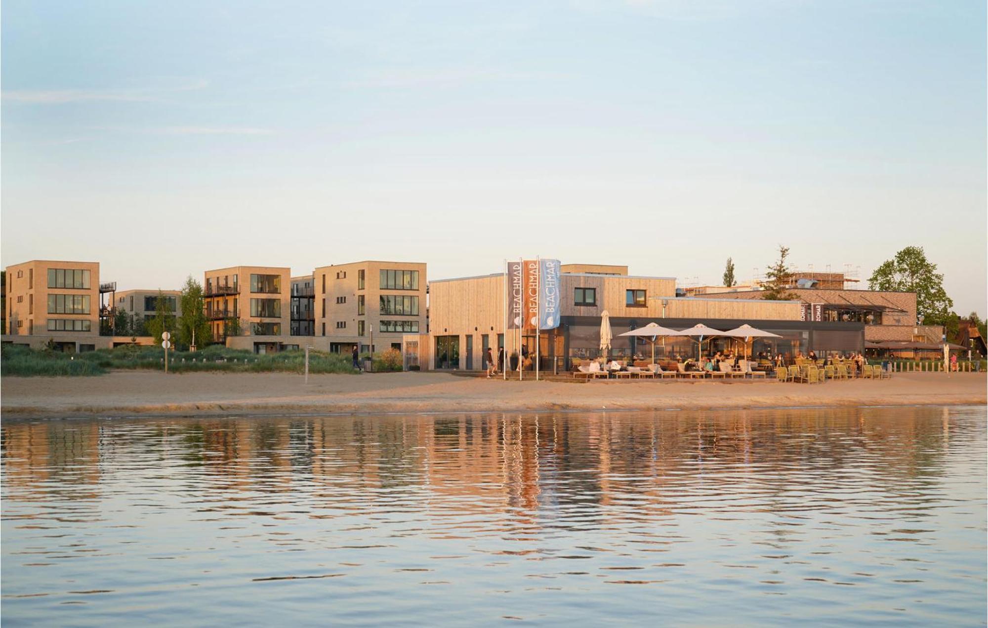 Beach Front Apartment In Lembruch-Duemmer See Exterior photo