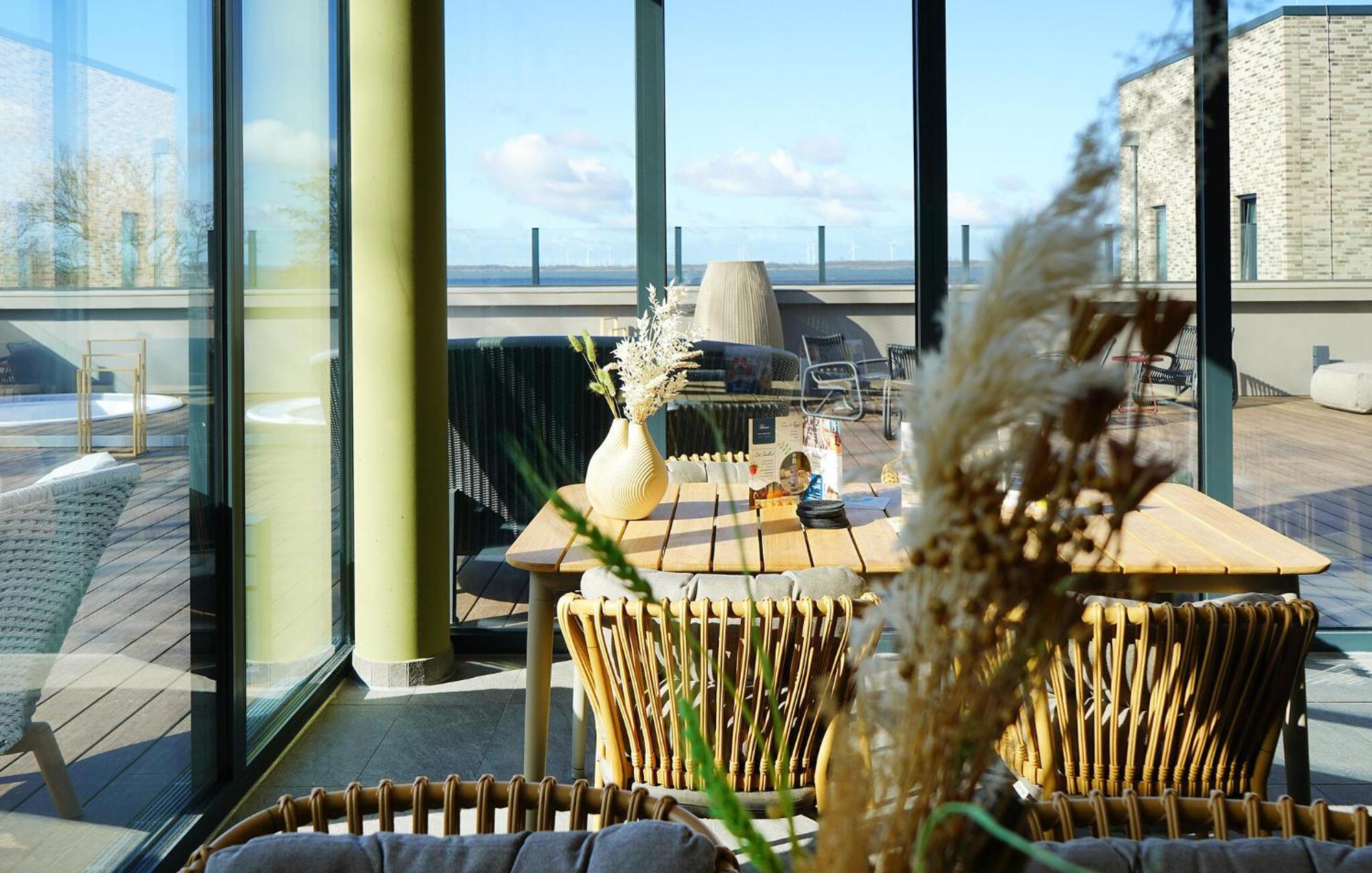 Beach Front Apartment In Lembruch-Duemmer See Exterior photo
